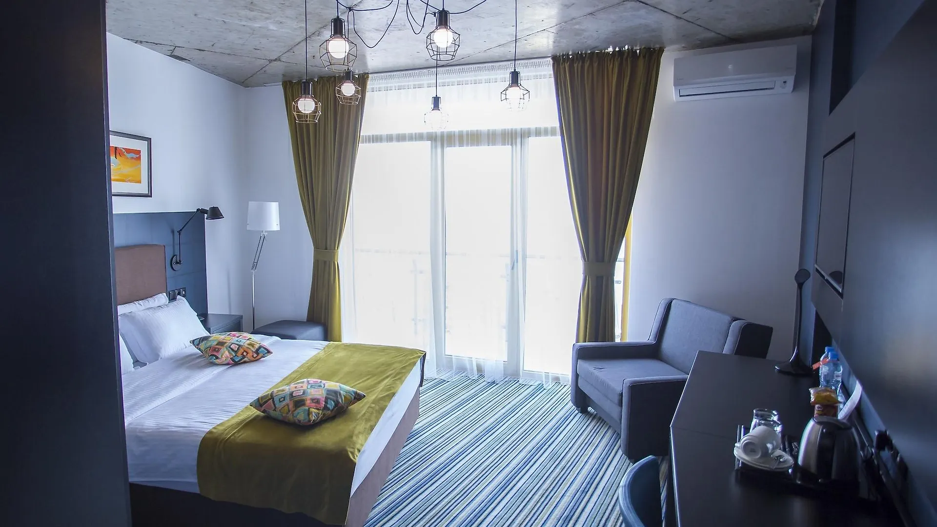 Tangerine Apart Hotel Батуми