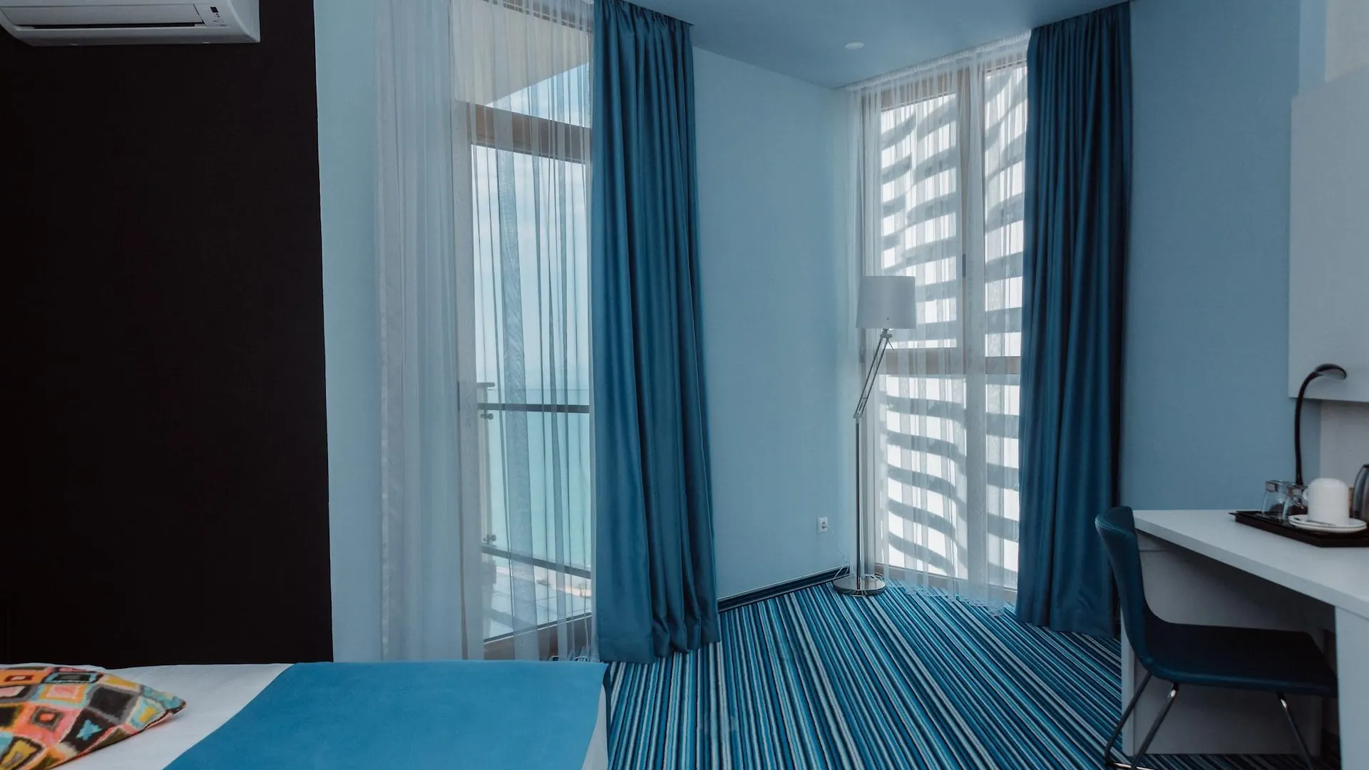 Tangerine Apart Hotel Батуми