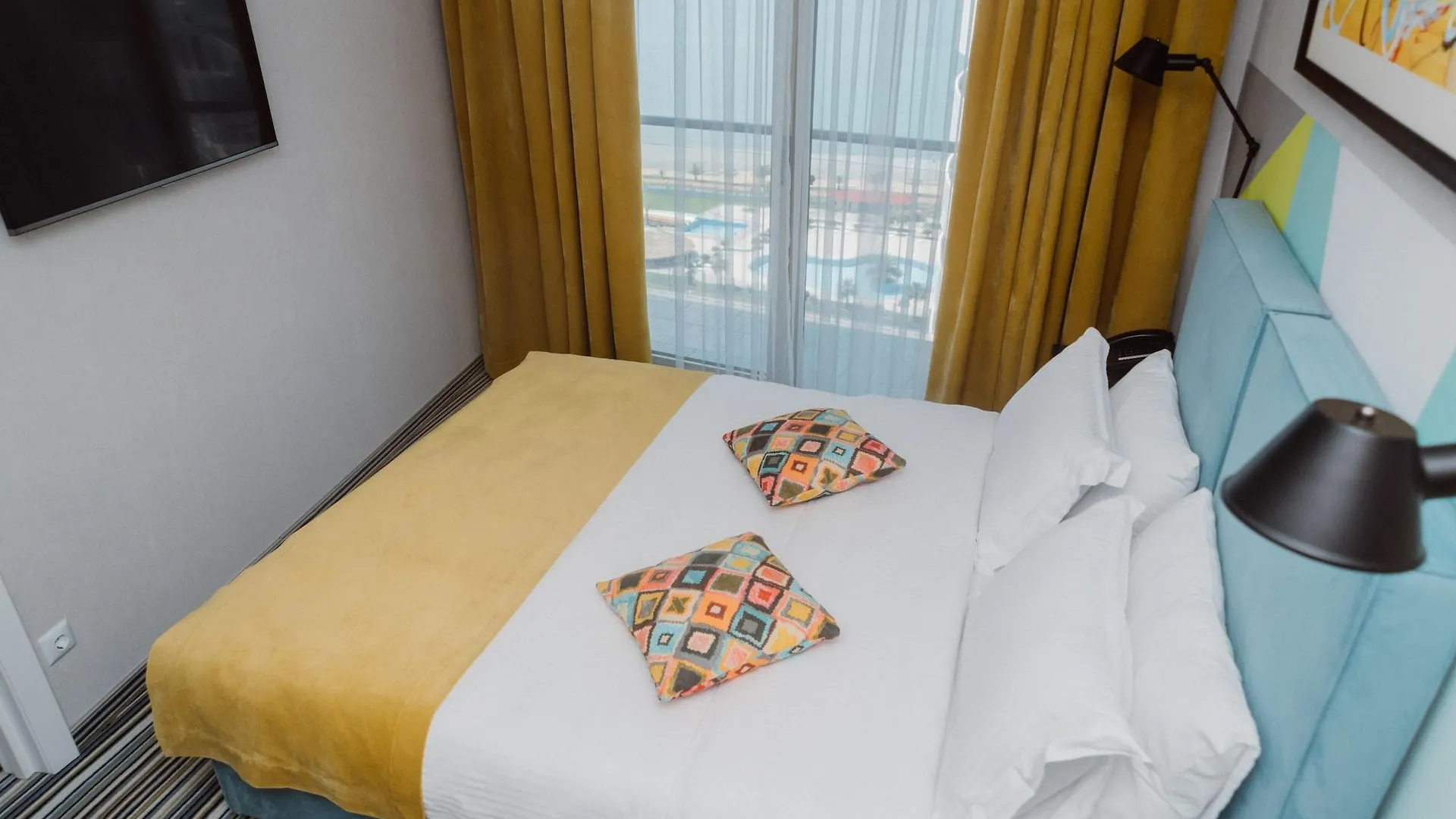 Tangerine Apart Hotel Батуми