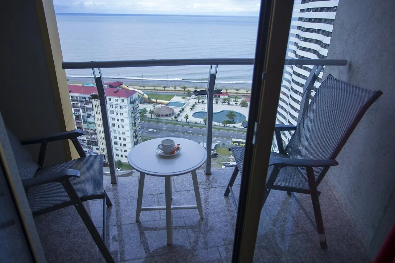 Tangerine Apart Hotel Батуми
